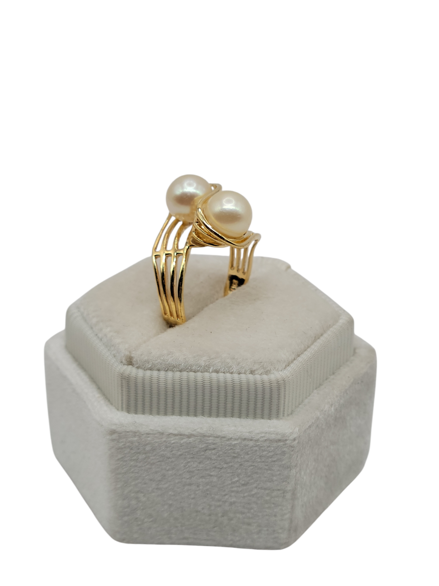 10k gold ring with pearls size 5