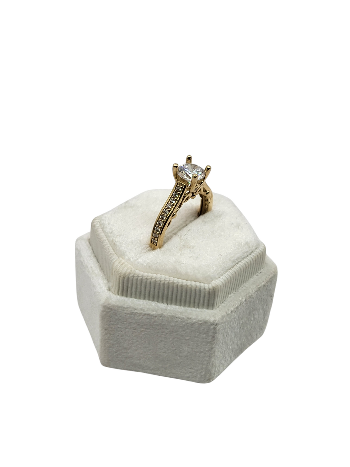 10k gold engagement ring size 7 CZ stones