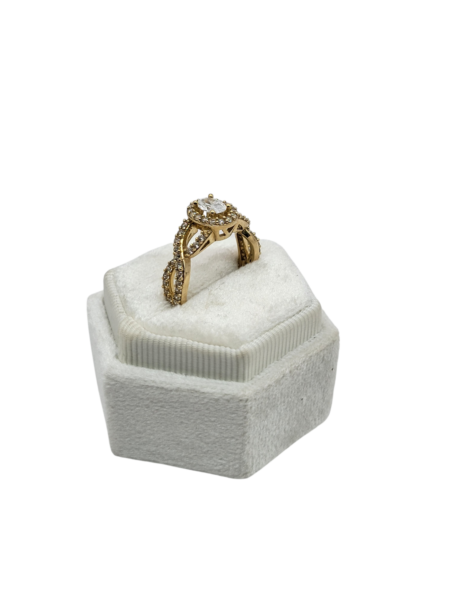 10k gold engagement ring size 7 CZ stones