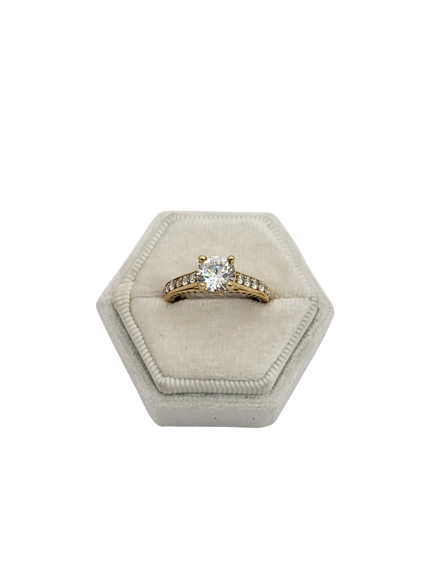 10k gold engagement ring size 7 CZ stones