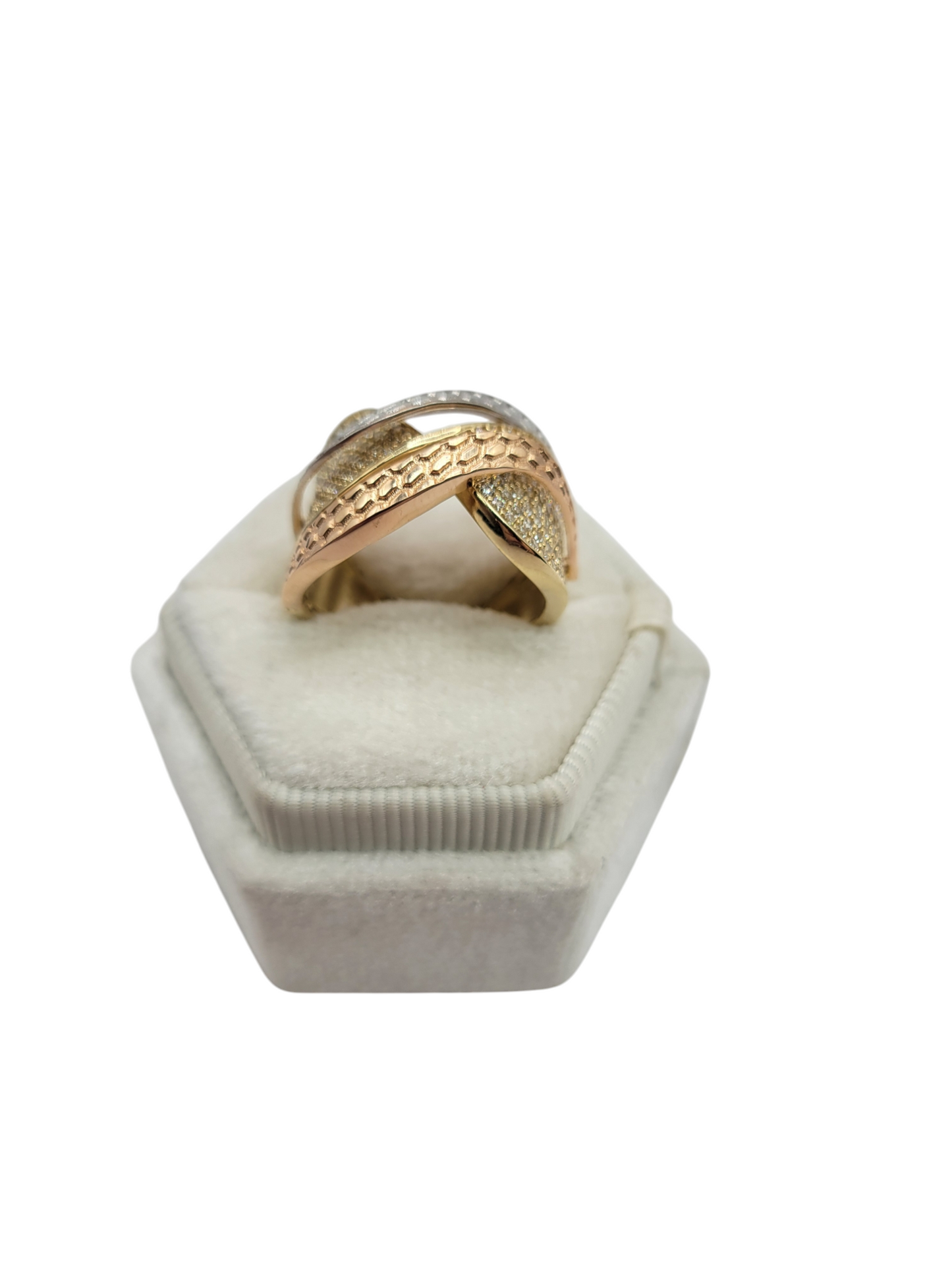 10K Gold Ring, Crossover Bow. Size 6.5 CZ stone