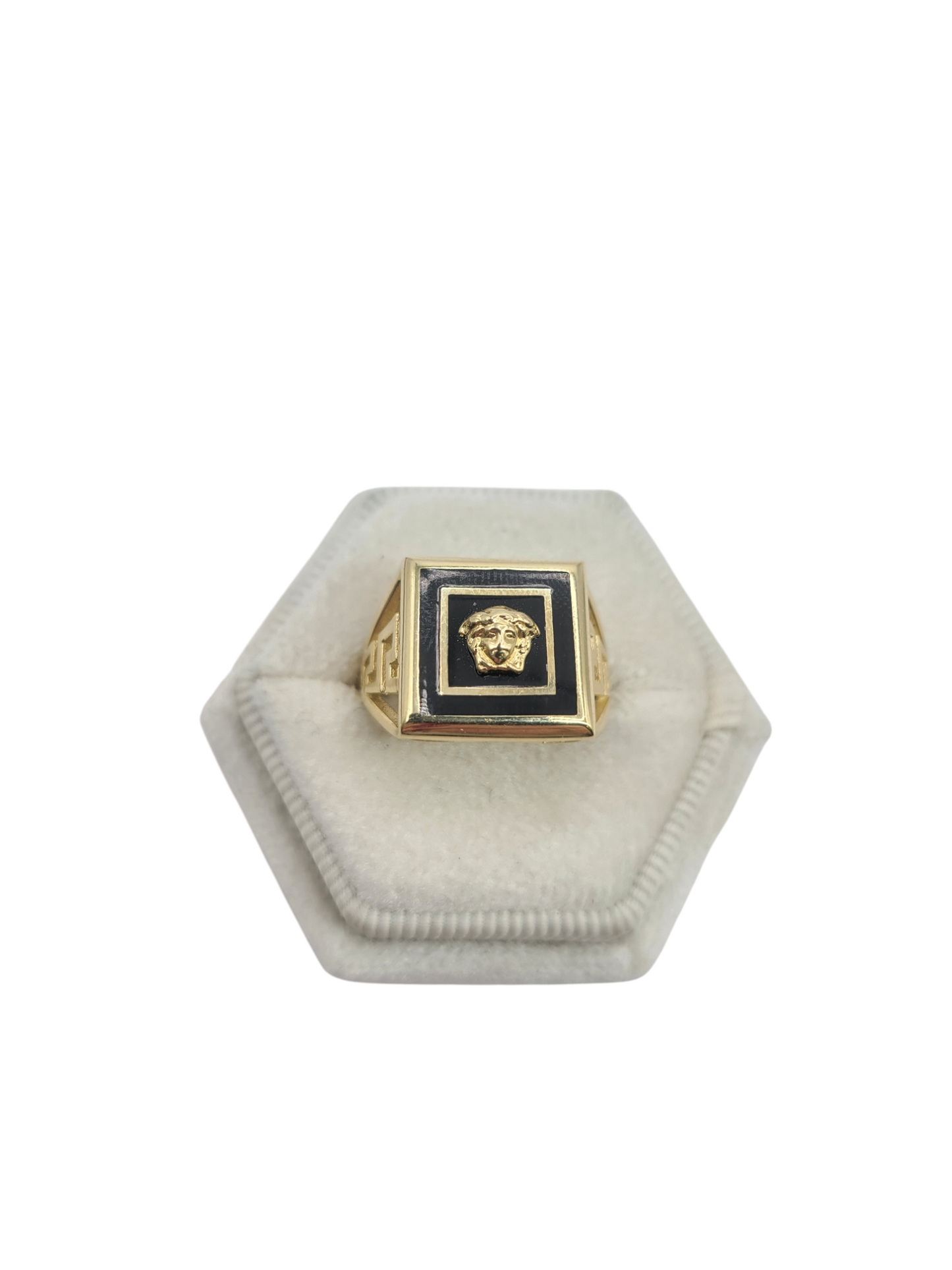 10K gold ring. black jellyfish Size 7.5