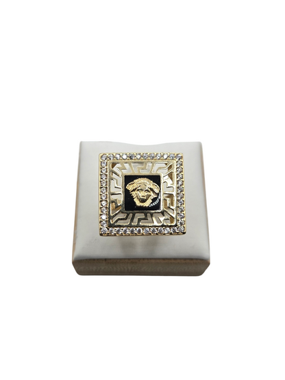 10k Gold Ring medusa, CZ Stones, Size 7