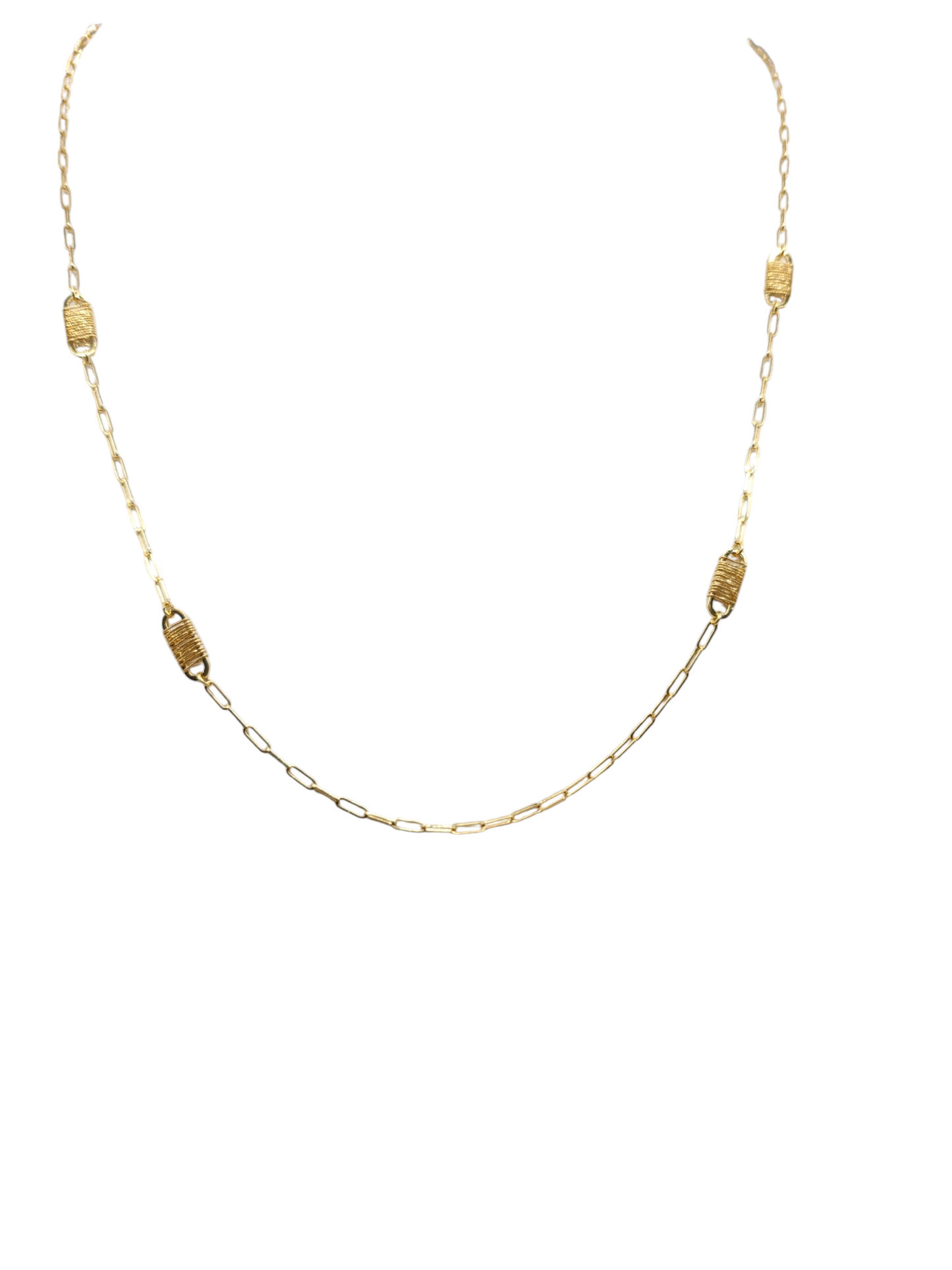 14K Gold Chain, Twisted Link Design. 18in 2-4mm