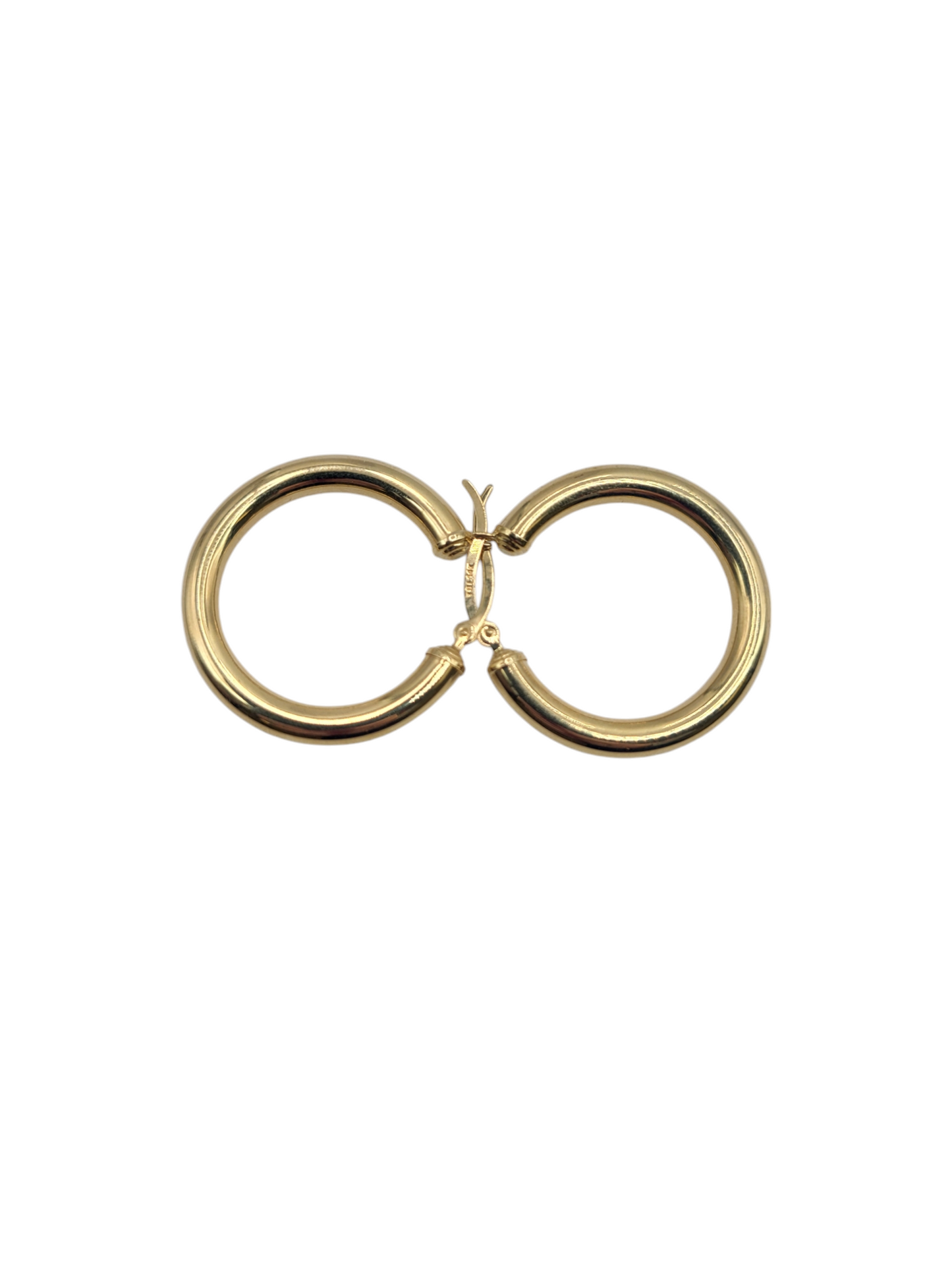 14K plain earrings. 3