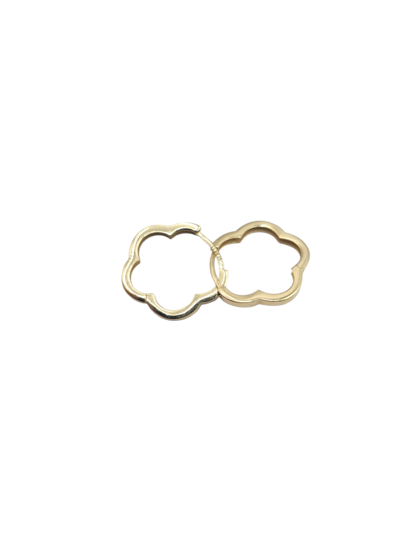 14K gold earrings. flower