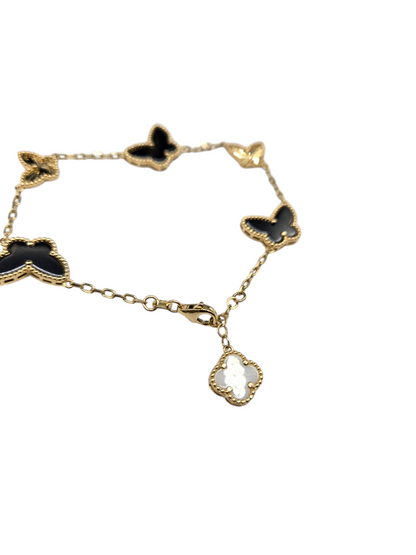 14k gold bracelet. 7.5 - 8 in