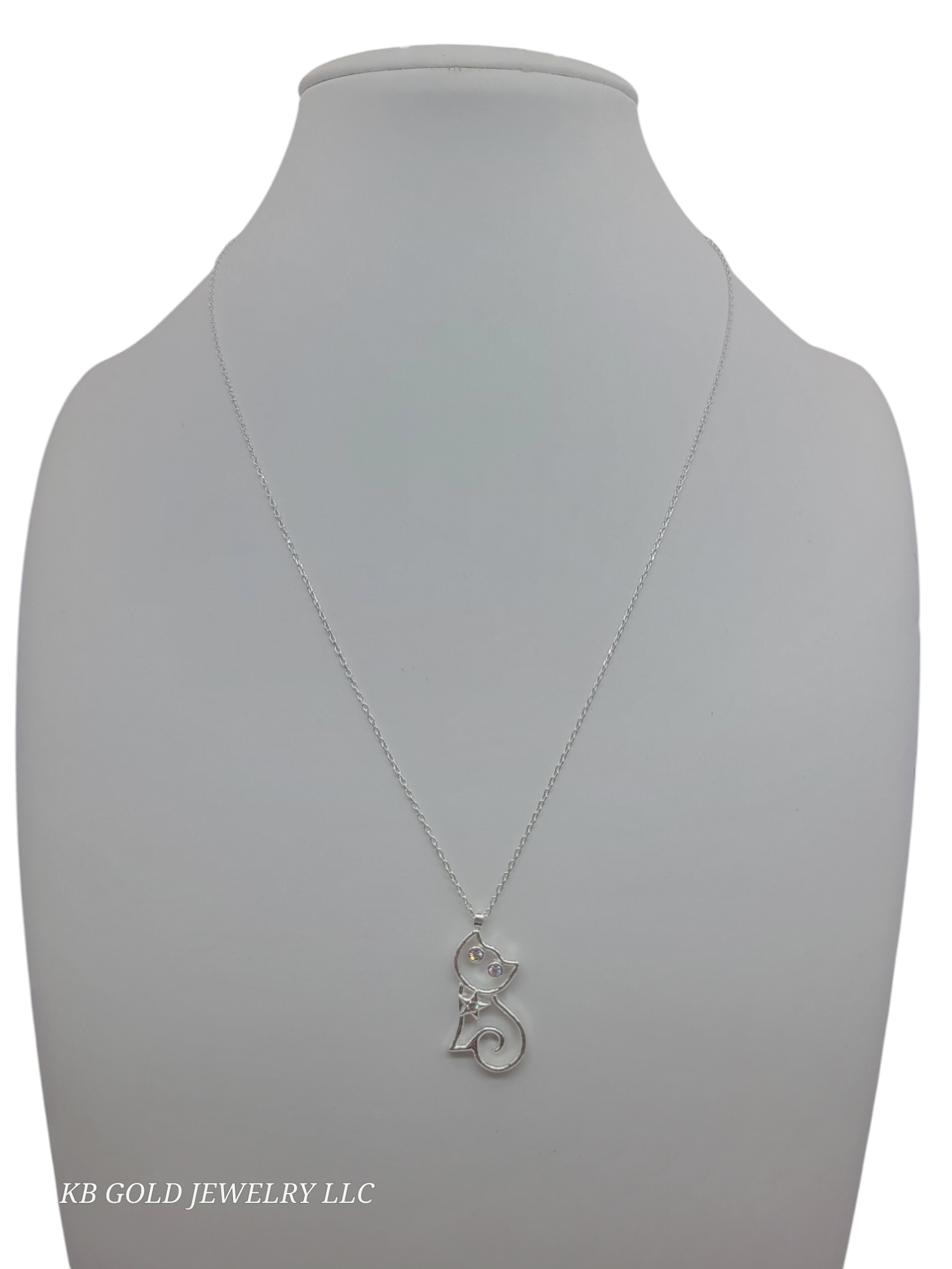 925 sterling silver chain. Cat pendant. 18in. 1mm.