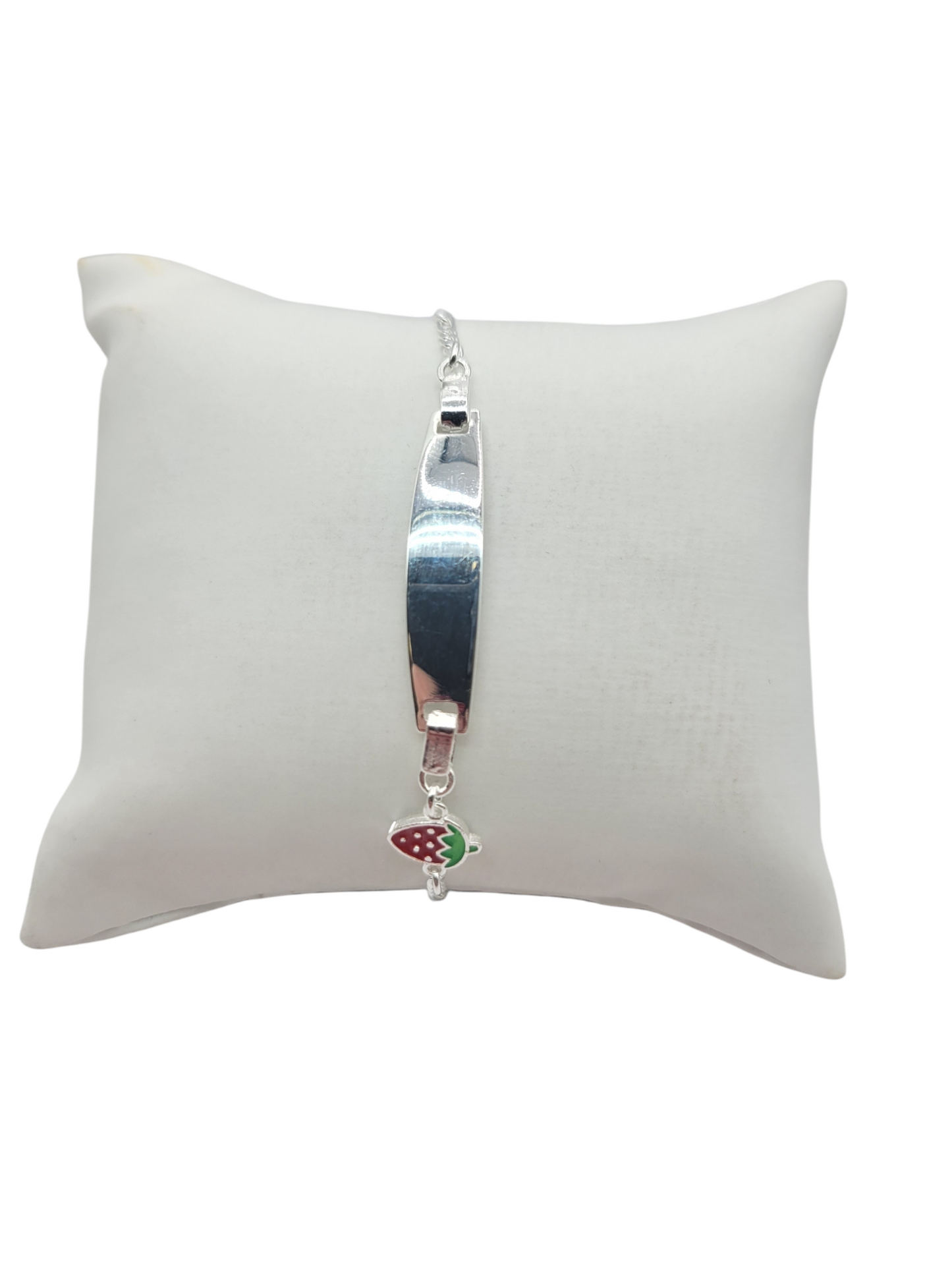 925 silver bracelet. plate and strawberry. 6in. 3mm