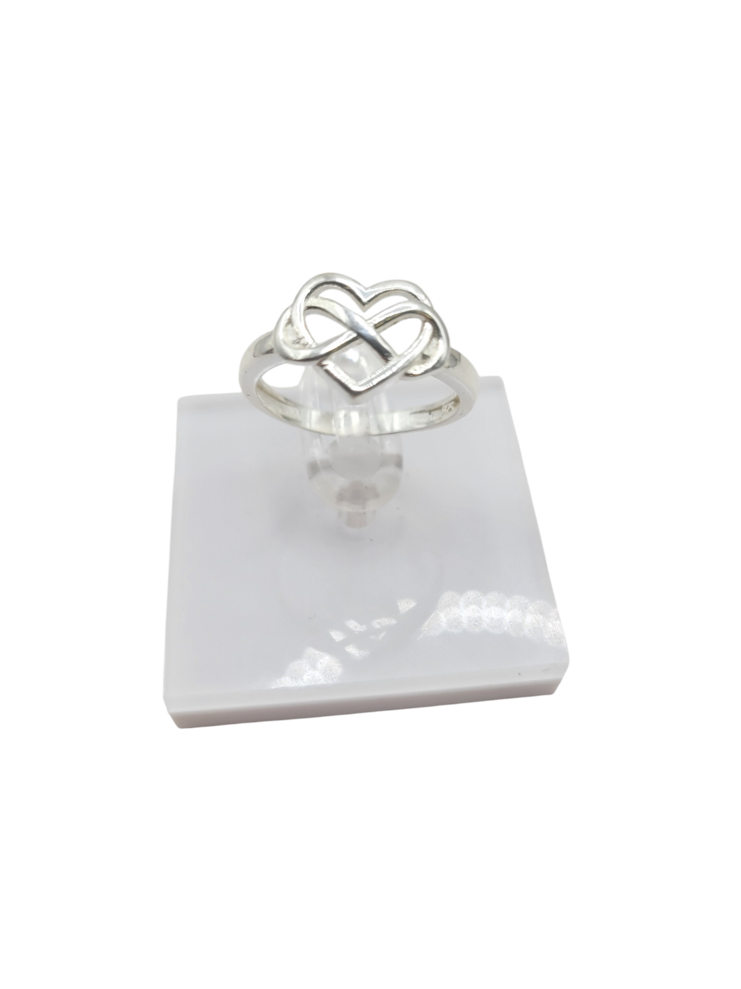 925 silver ring. Infinity heart. Size 6.5