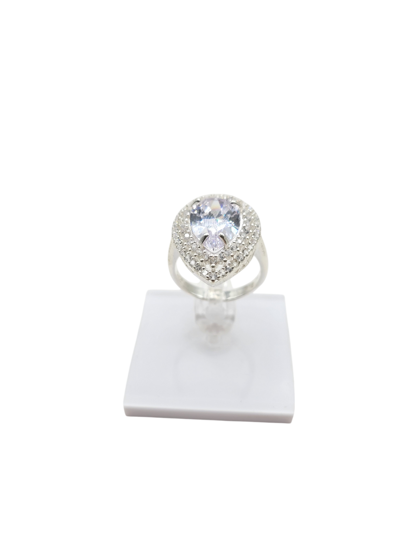 925 silver ring. White stone. Size 8.5