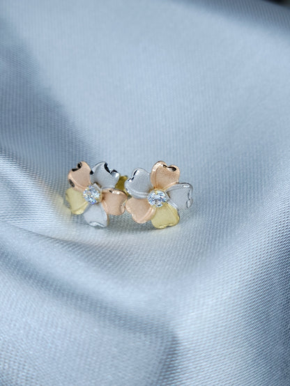 3 color flower style earrings 10k gold