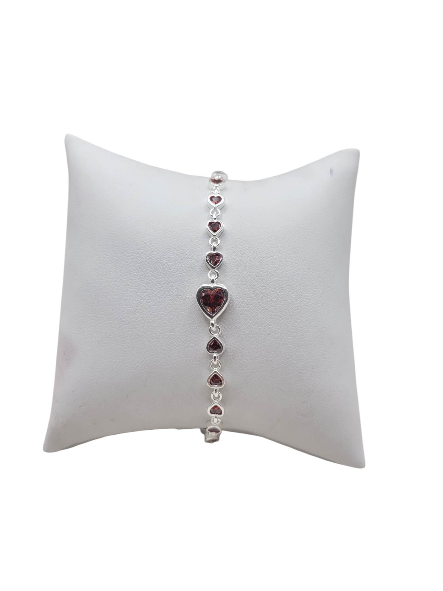 925 Sterling Silver Bracelet. Red CZ Stone Hearts. 8in. 4mm