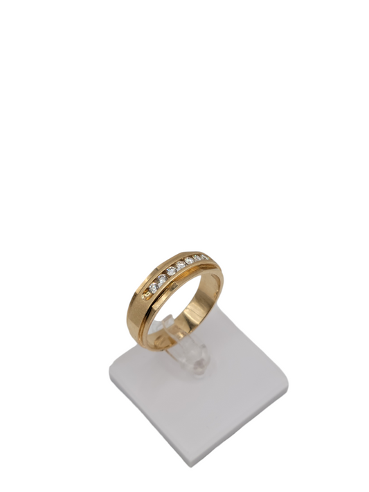 10k gold ring size 17 with real diamonds 0.80ctw