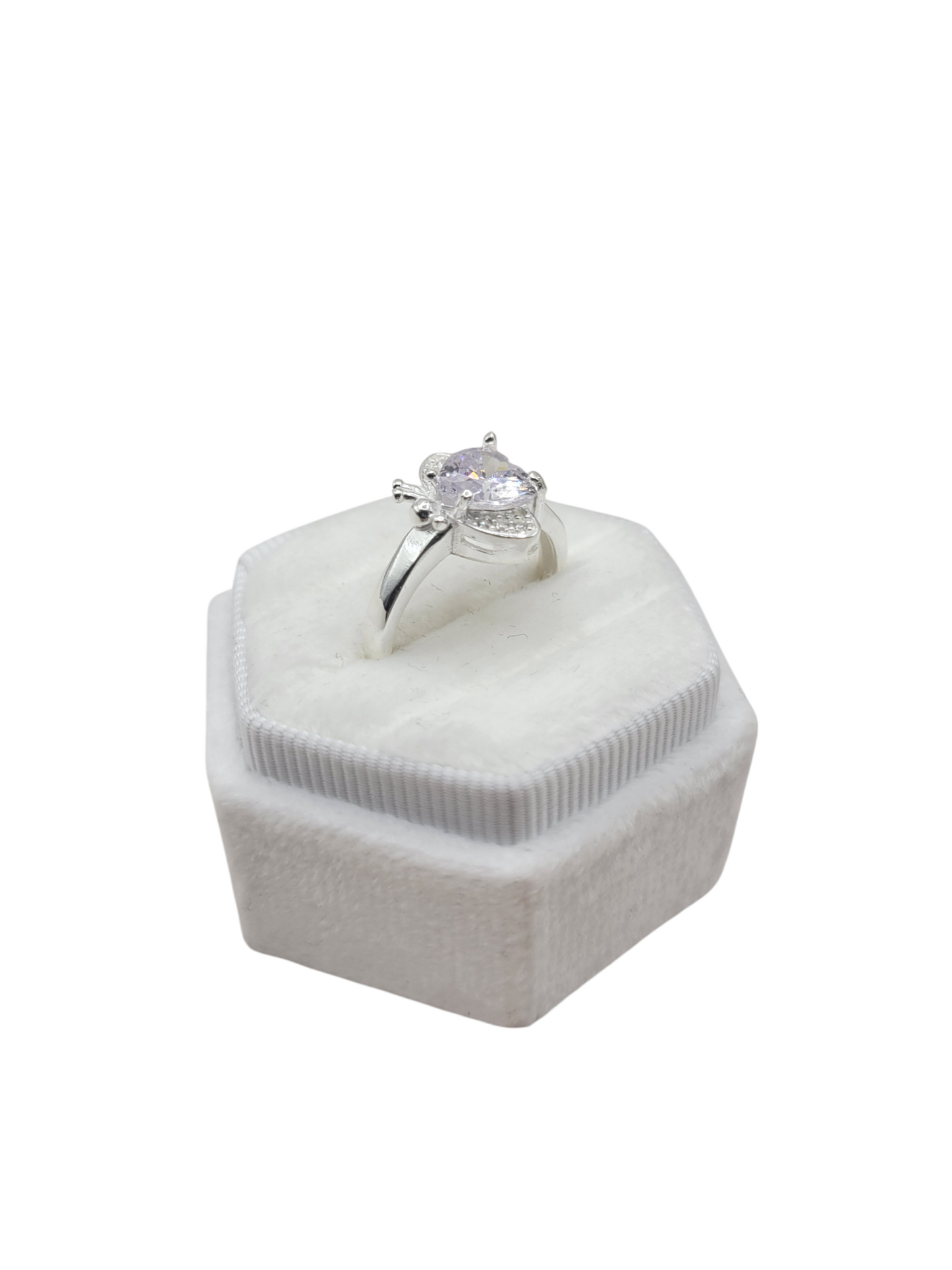 925 silver ring with white heart stone. Size 8.5