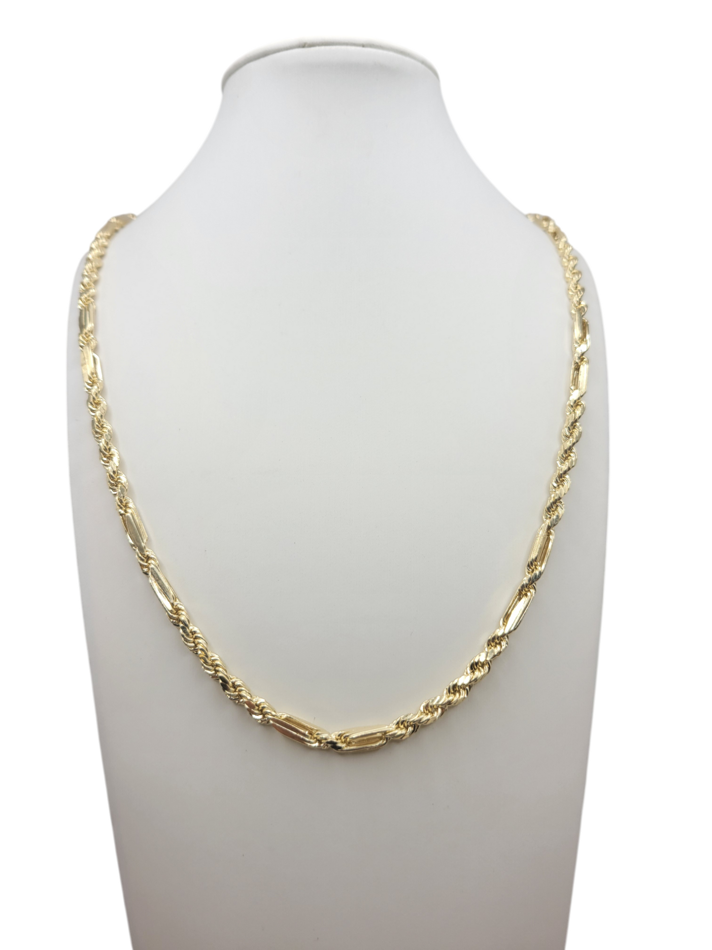 10K gold rope chain. Figure-8 design. 24in . 4mm