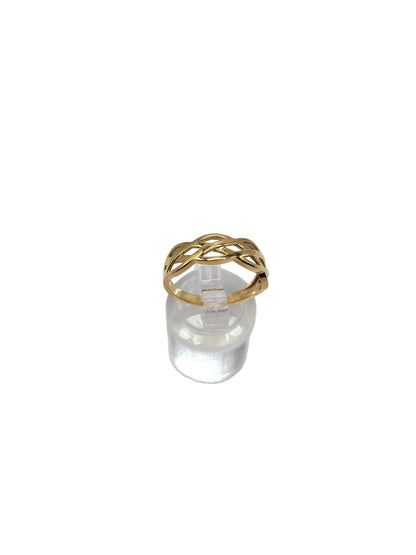10K gold ring. Braided. Size 7.5