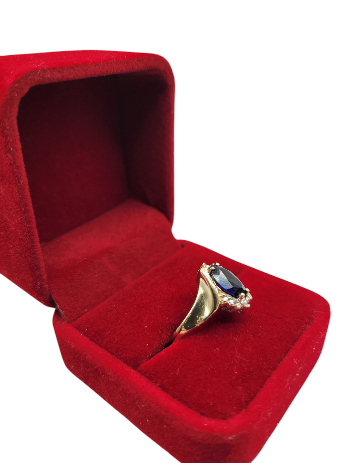 10K gold ring. Rectangular blue CZ stone. Size 8.5