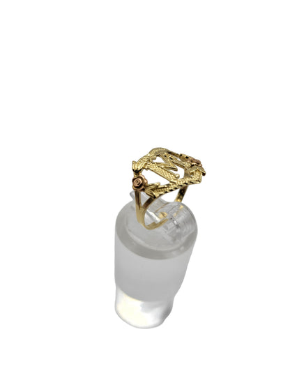 10K gold ring. Letter M. Size 5.5