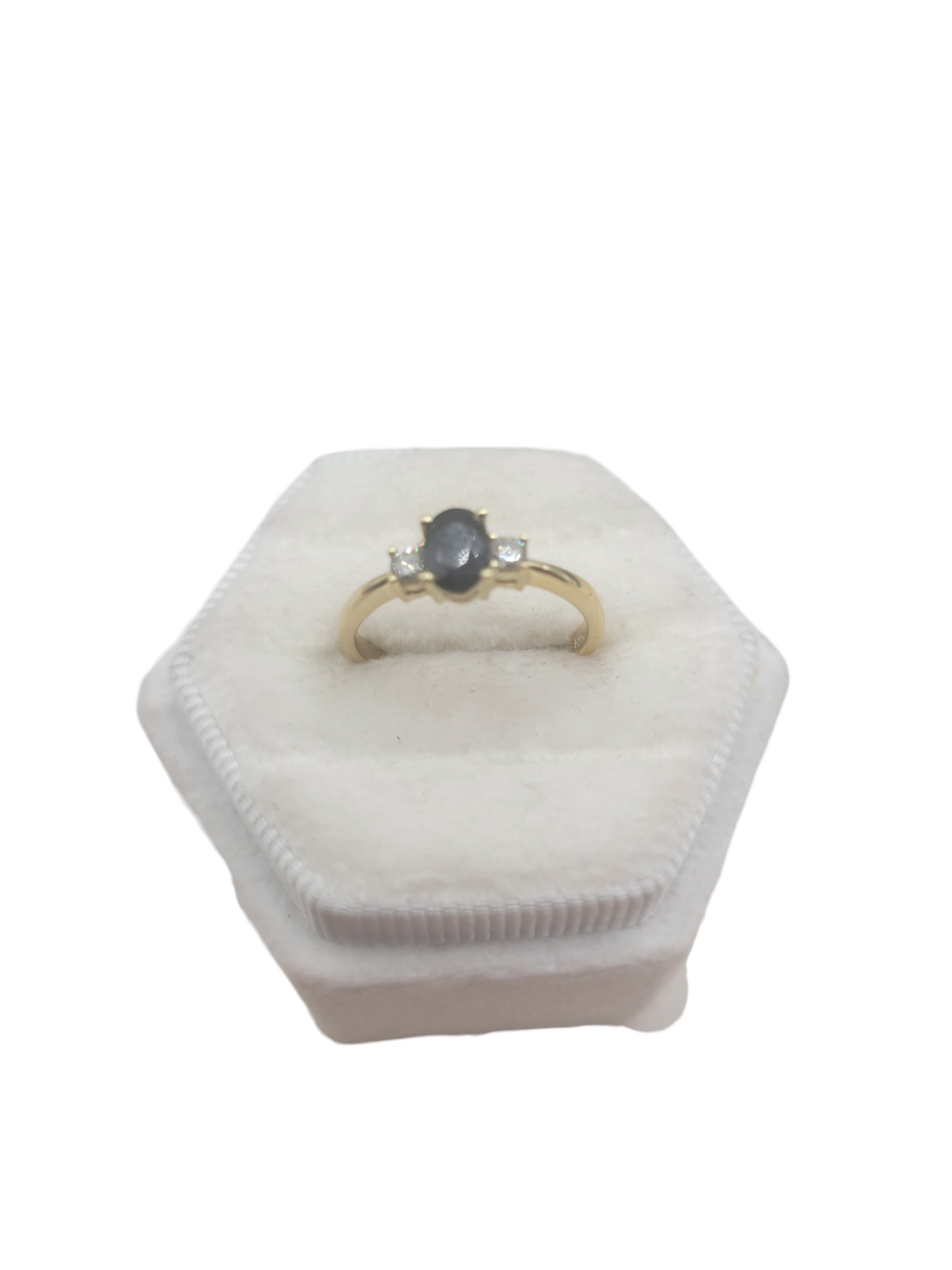 14K gold ring. Dark blue CZ stone. Size 6.5