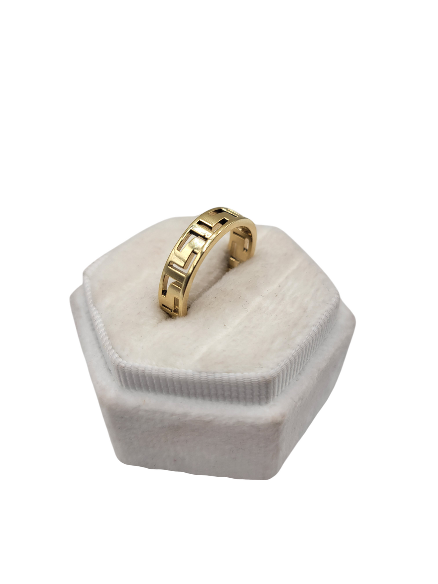 14K gold ring. Medusa style. Labyrinth. Size 8