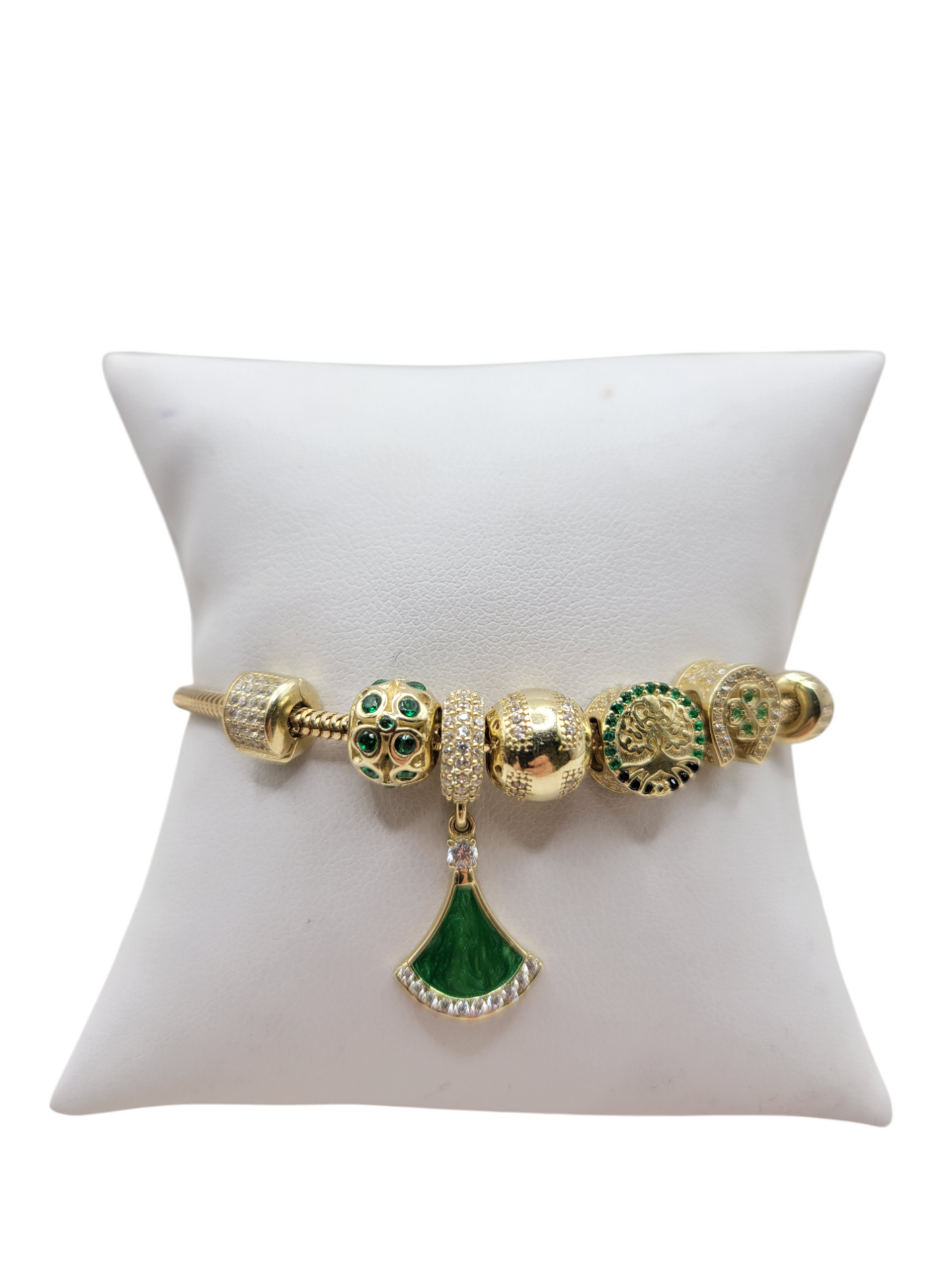 10K gold rope-style bracelet with green charms. 8 inches. 2.5mm.