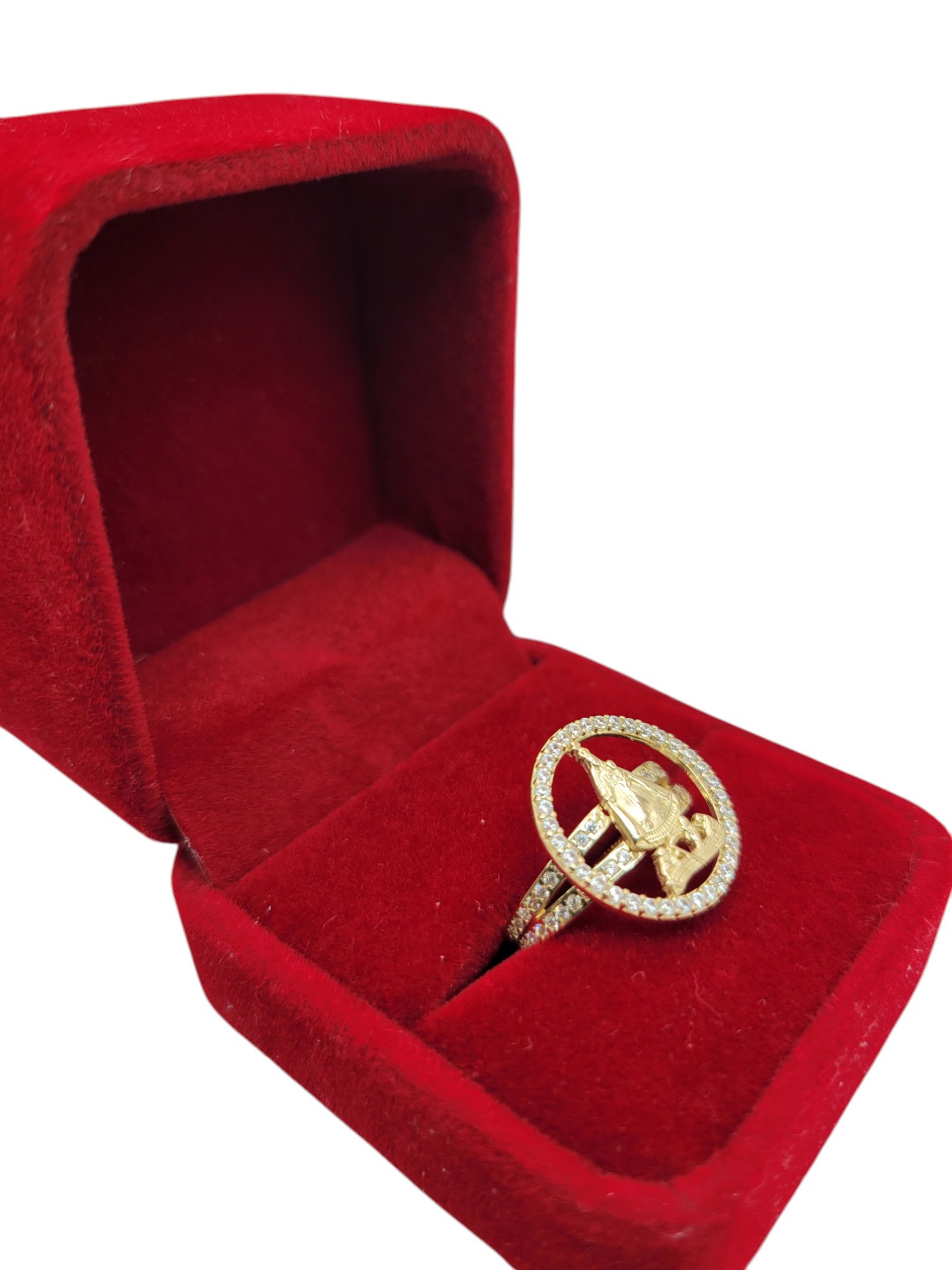 10K gold ring. Virgin of Charity of Copper. Size 7