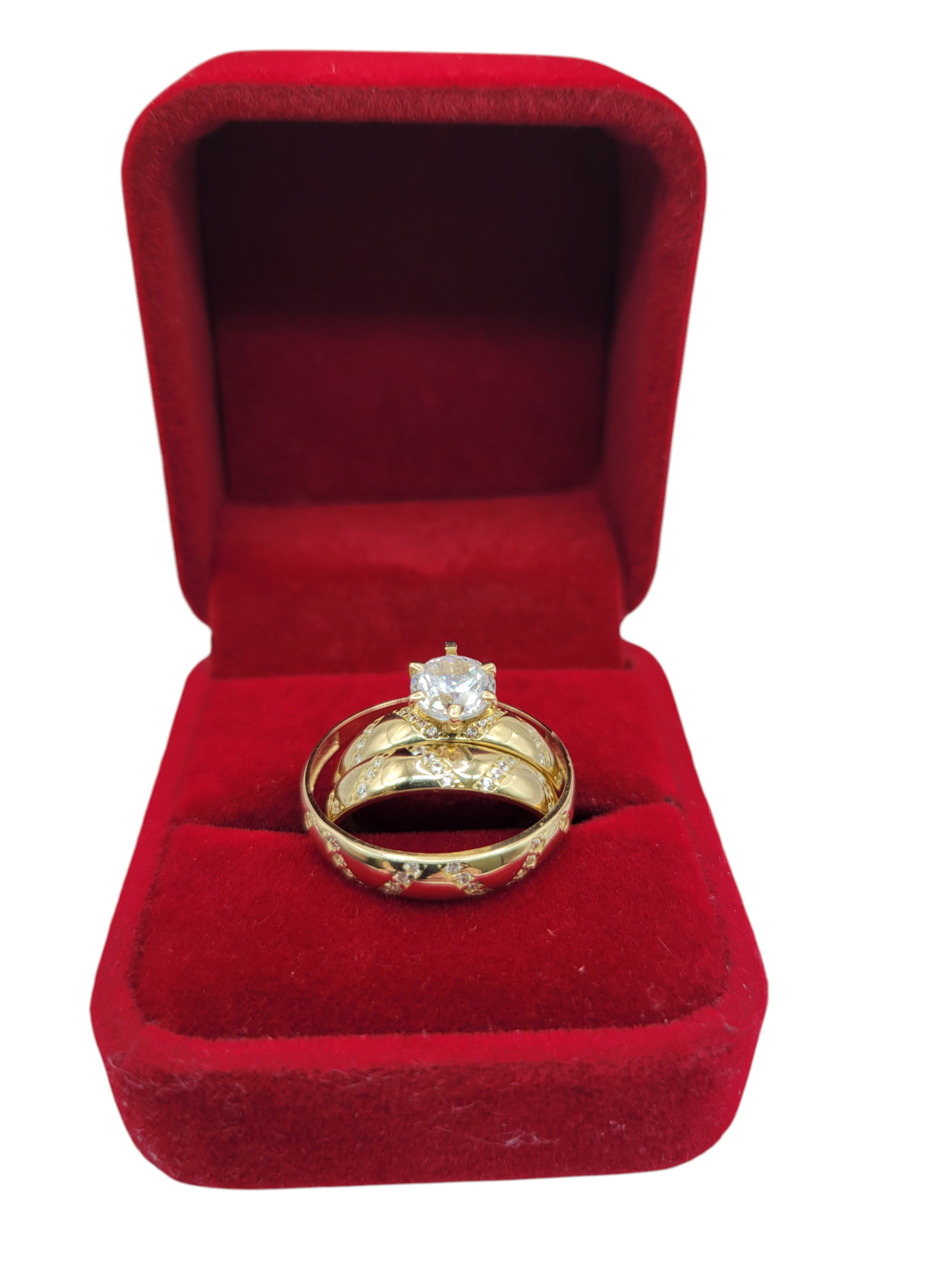 10K gold wedding rings. Trio, 2 for women and 1 for men. Hills with CZ stones. Size 7 y 12