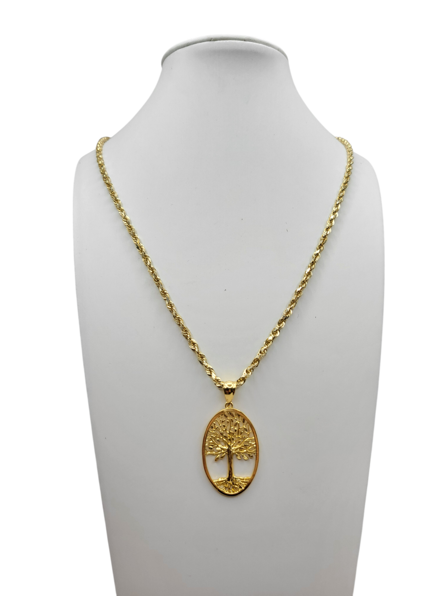 10K gold rope chain. Tree of life pendant. 20in . 2.5mm