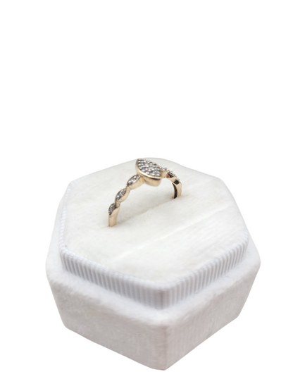 10K gold ring with CZ walnut stone. Size 6.5