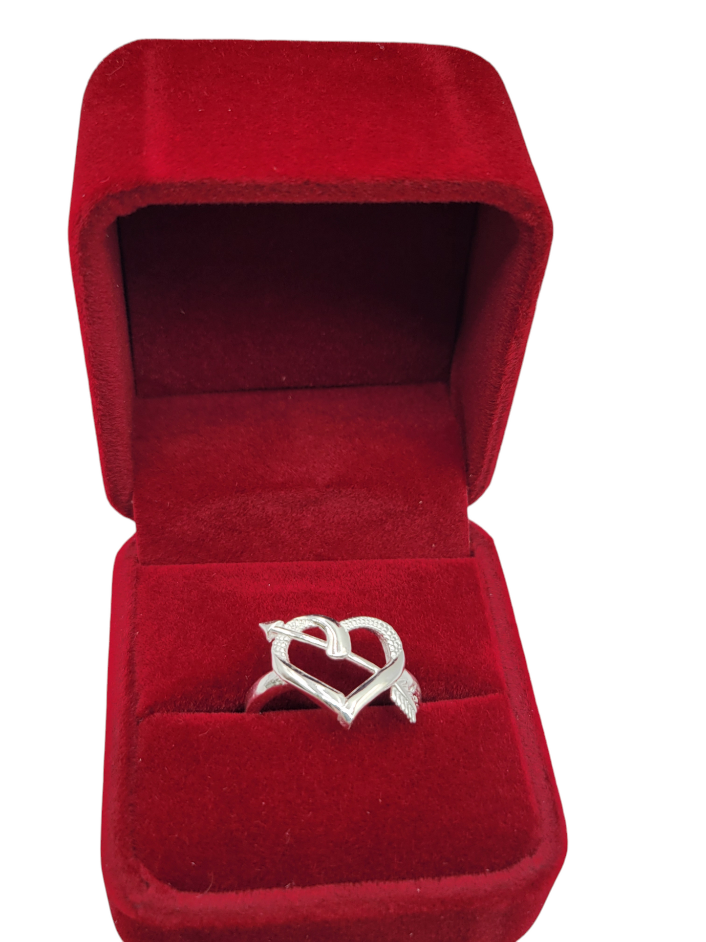 925 silver ring. Heart with arrow. Size 6.5