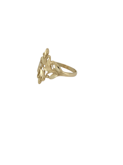 10K gold ring. Leaves. Size 6.5