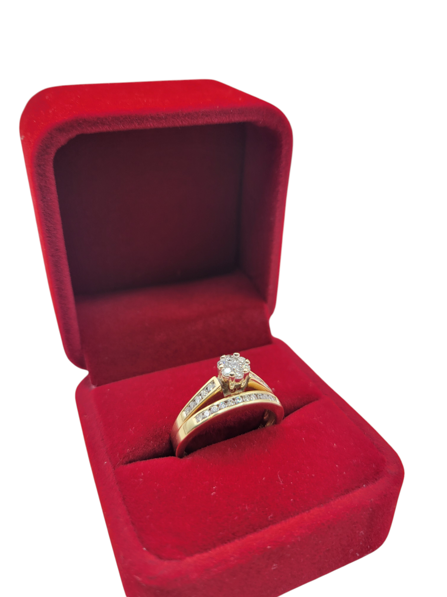 14K gold wedding rings. CZ stone. Size 7.5