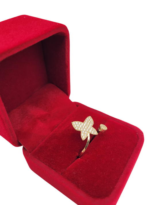 10K gold ring. butterfly . Size 9. CZ stone