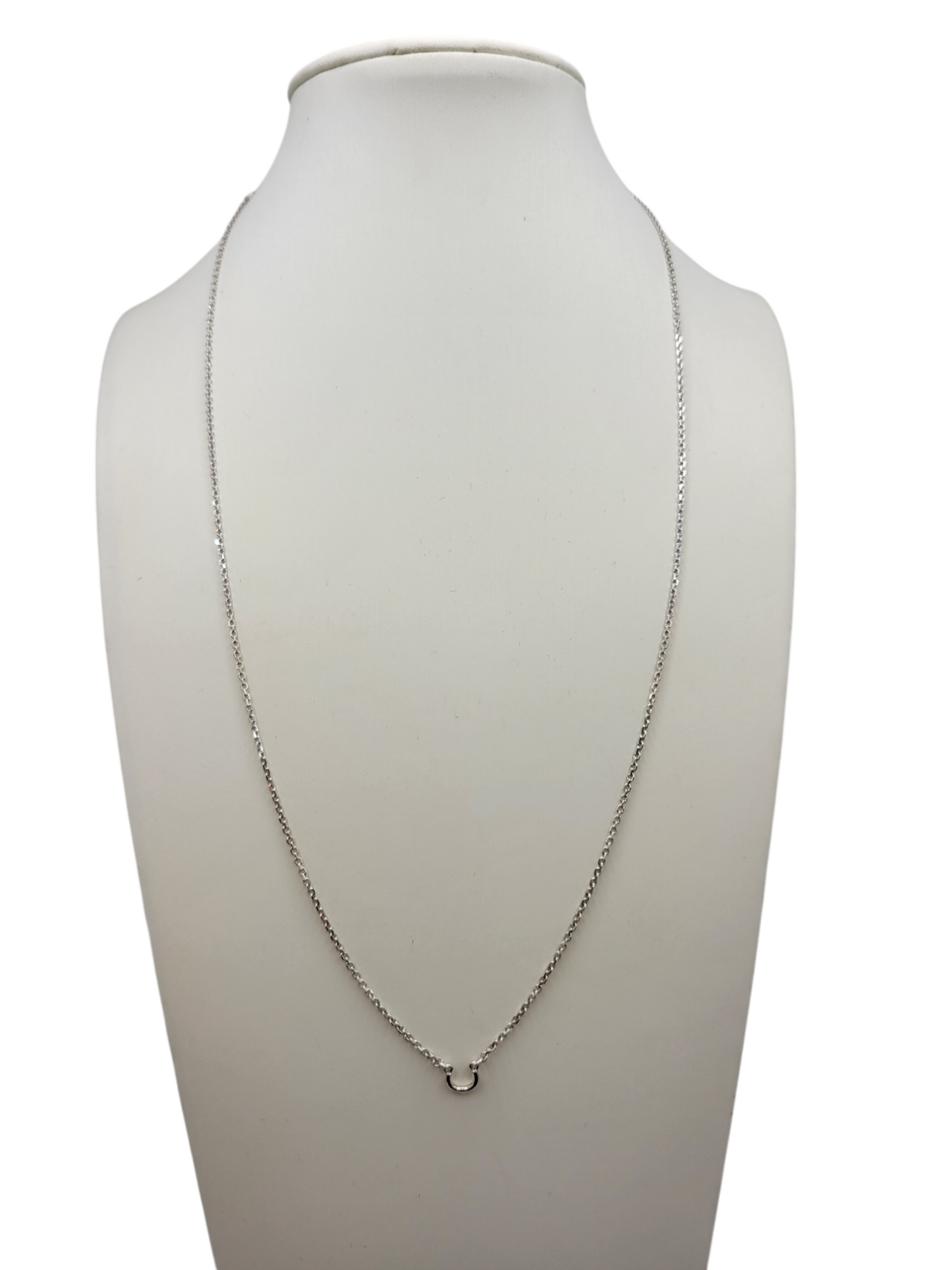 925 silver chain. Small horseshoe pendant. 18 inches. 1 mm