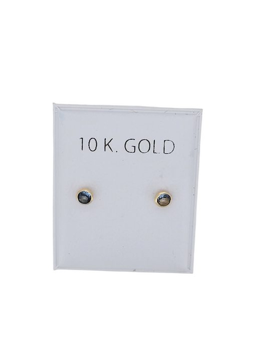 10K gold earrings. Round, iridescent color