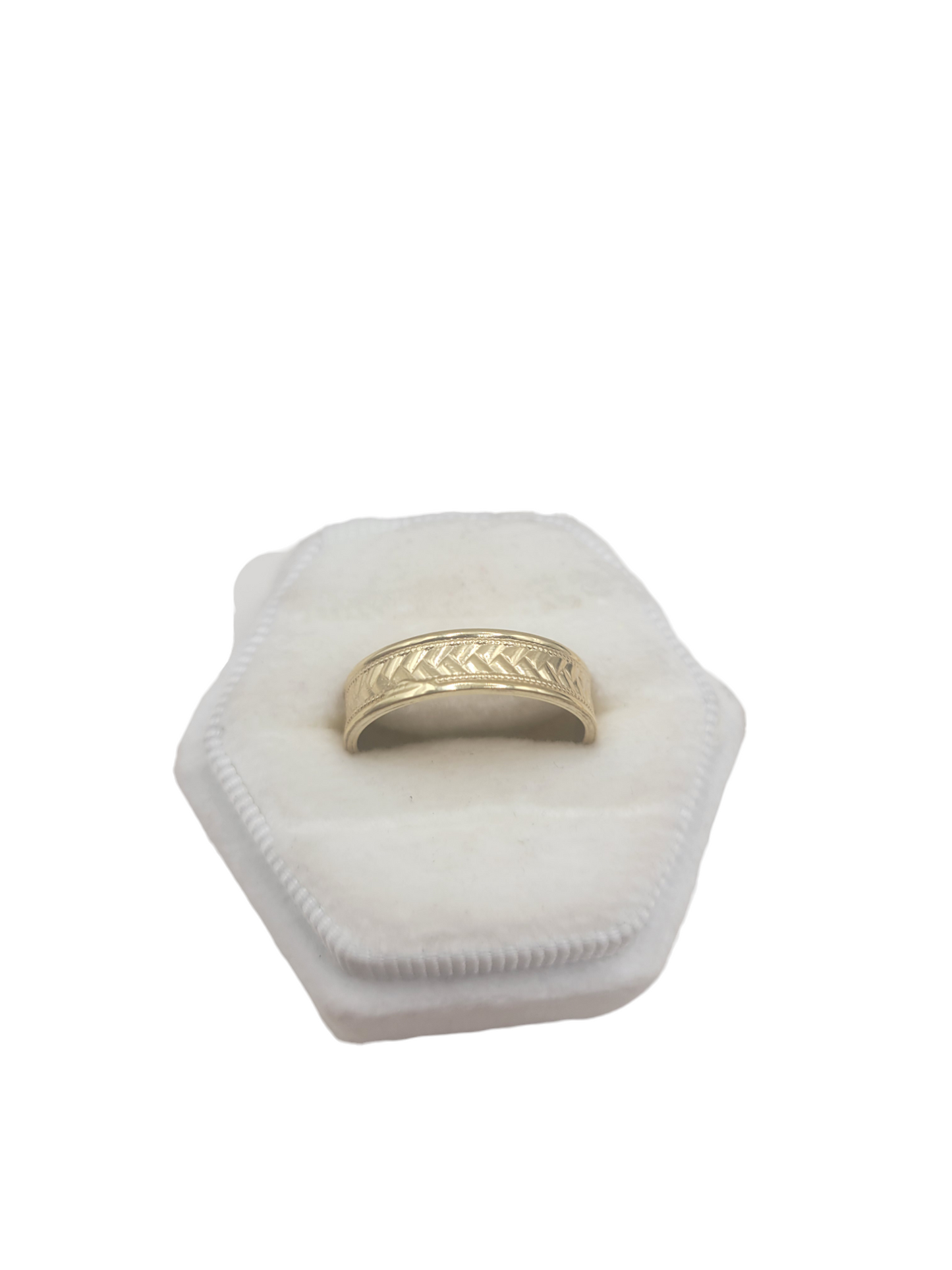 10K gold ring. Band wedding band. Size 9