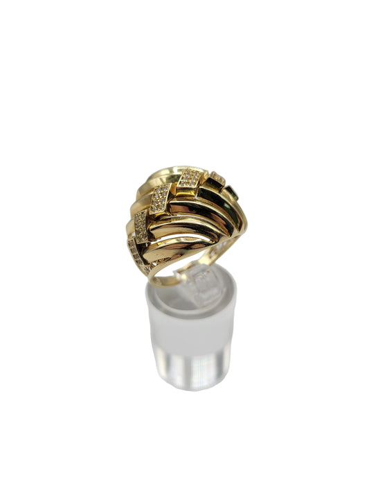 10K gold ring. Waves with rectangle with CZ stone. Size 9