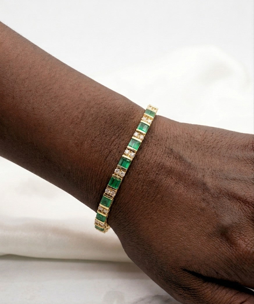 14K Yellow Gold Baguette Emerald & Diamond Bracelet (5.30 TCW)