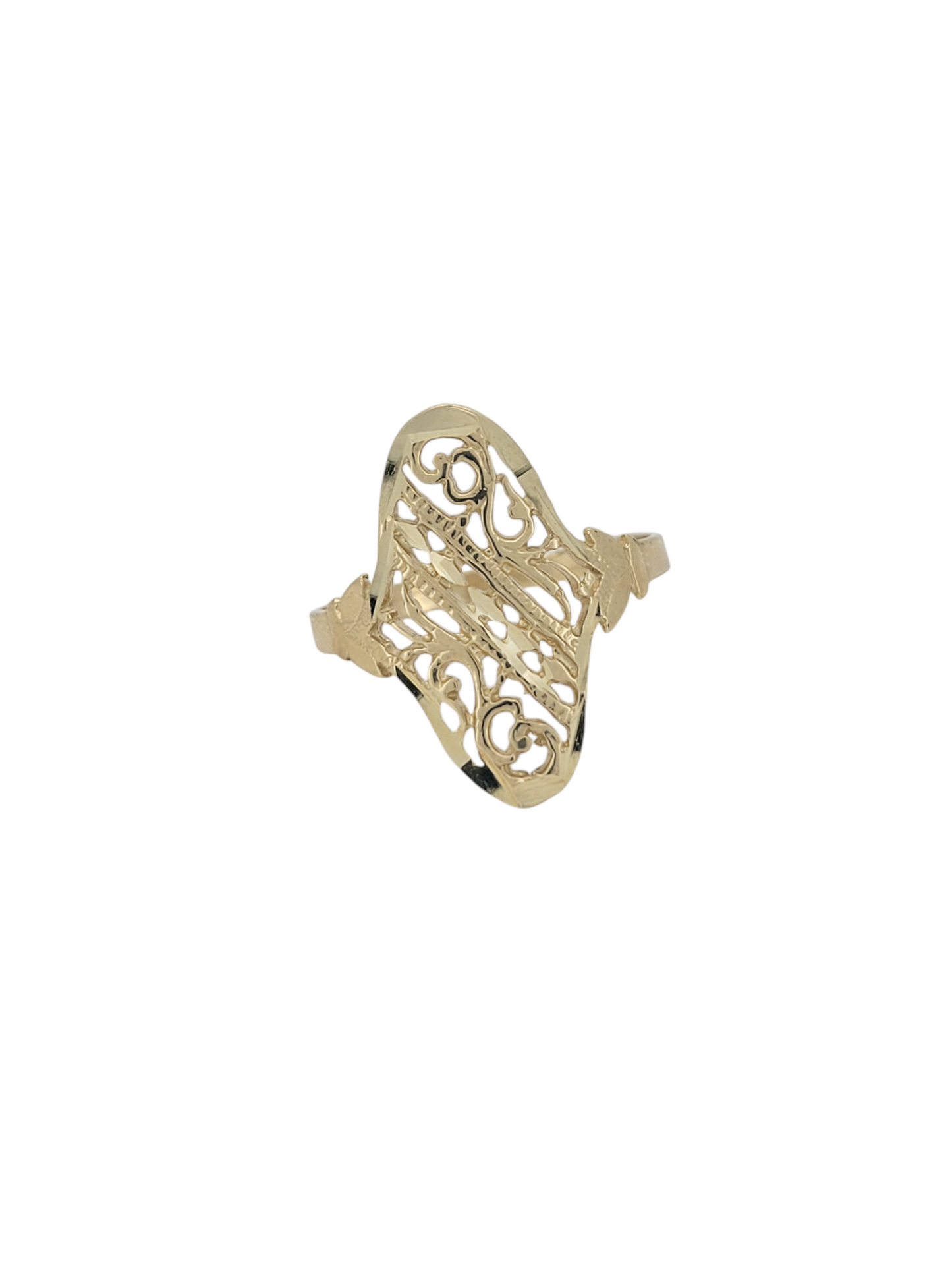 10K gold ring. Walnut shape with internal design. Size 6.5