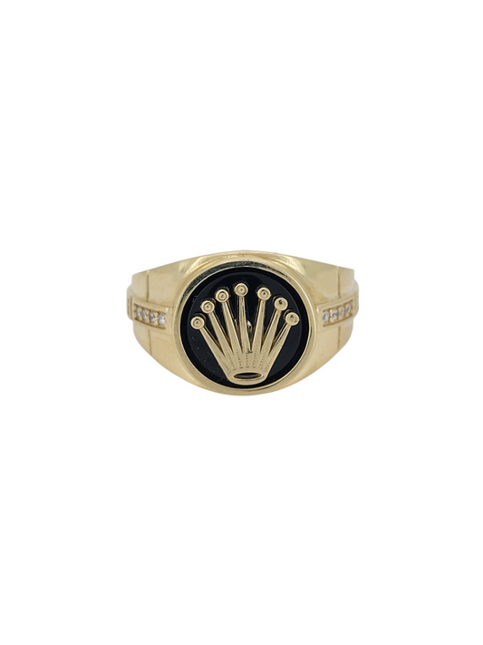 10K gold ring. Crown with black background. Size 10.5