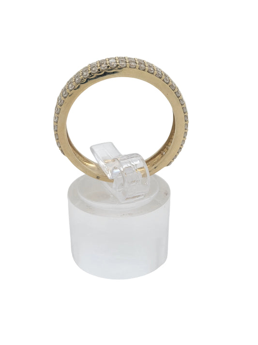 10K gold ring. Band. CZ stone. Size 10