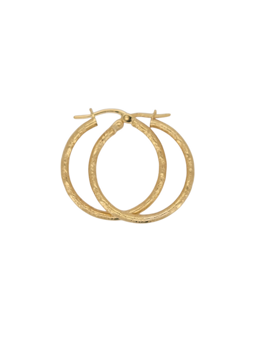10K gold earrings. fine . Size 3
