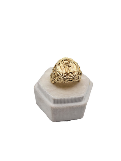 10K solid gold ring. Medieval knight. Size 11.