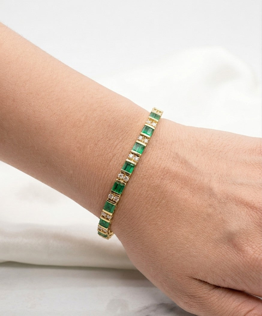 14K Yellow Gold Baguette Emerald & Diamond Bracelet (5.30 TCW)