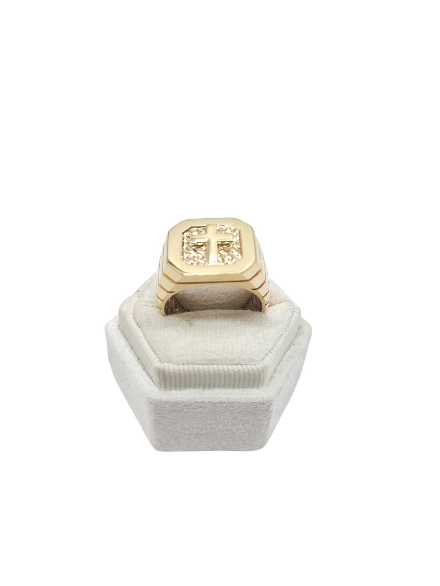 10K Gold Ring. Cross. Size 11.