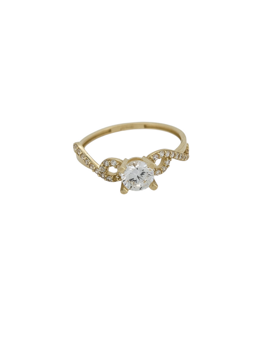 10K gold ring. Round white stone. CZ stones. Size 8.5