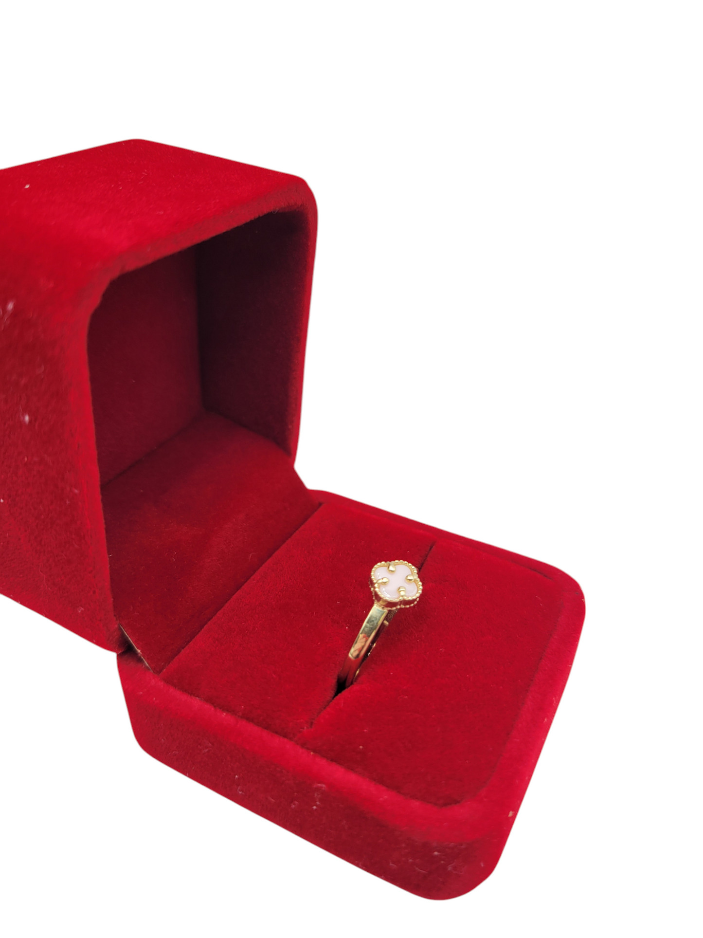 10K gold ring. Small pink flower. Size 7.5