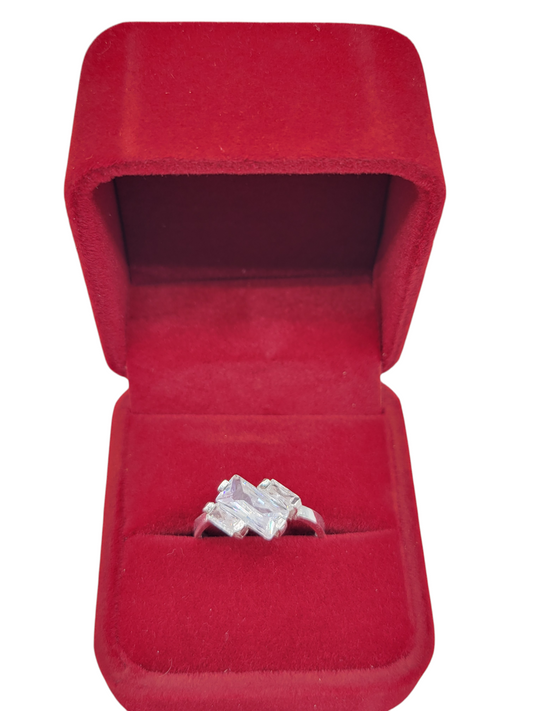 925 silver ring. White rectangular CZ stone. Size 8