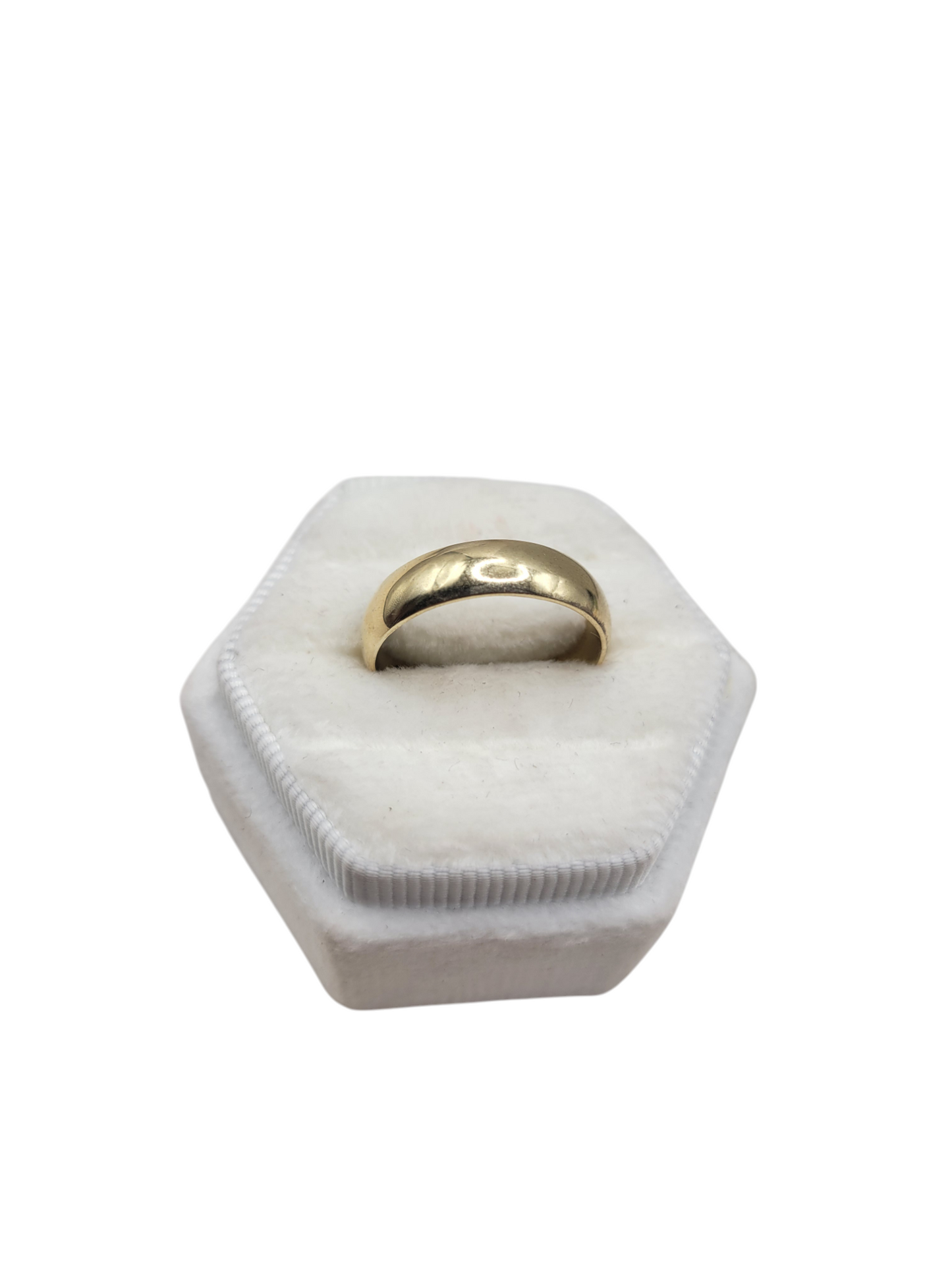 10K gold ring. Wedding band. Size 14